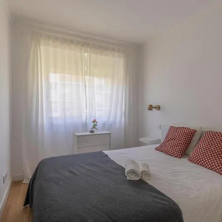 Lejlighed Serene 2-bedroom Flat With Garden View In Benfica