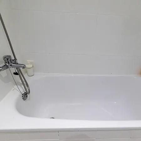 Lejlighed Serene 2-bedroom Flat With Garden View In Benfica Lisboa