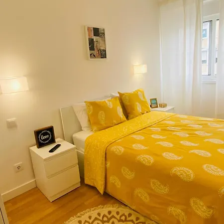 Serene 2-bedroom Flat With Garden View In Benfica * Lisboa